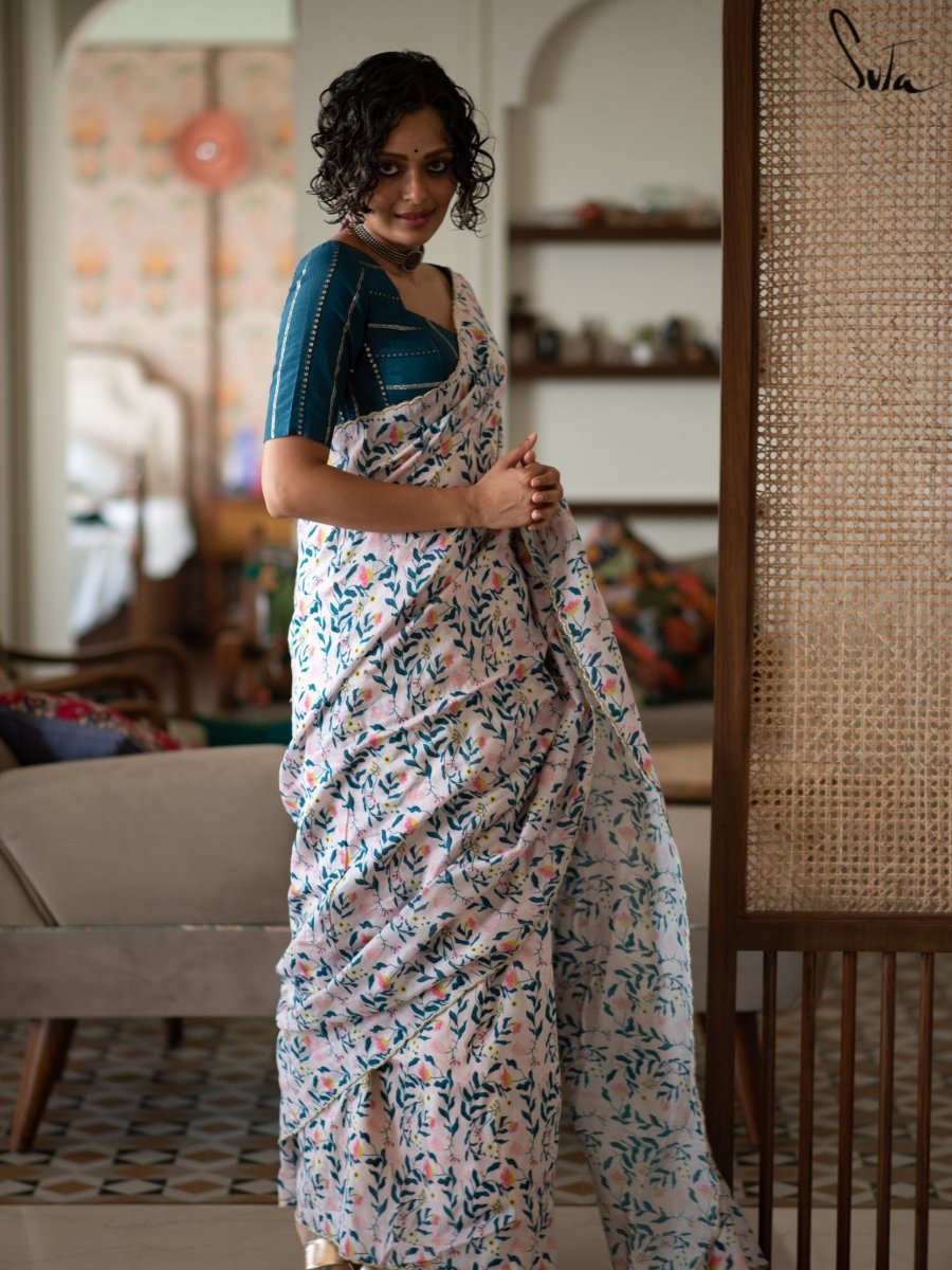 Trails of Blue Cereus - suta