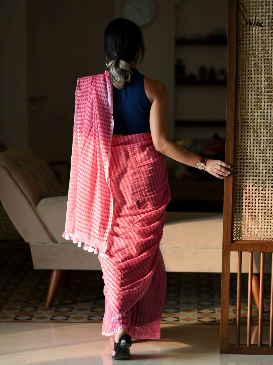 Blushing Dahlia - suta