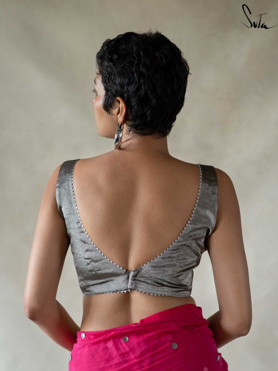 Moonlit Peaks - suta